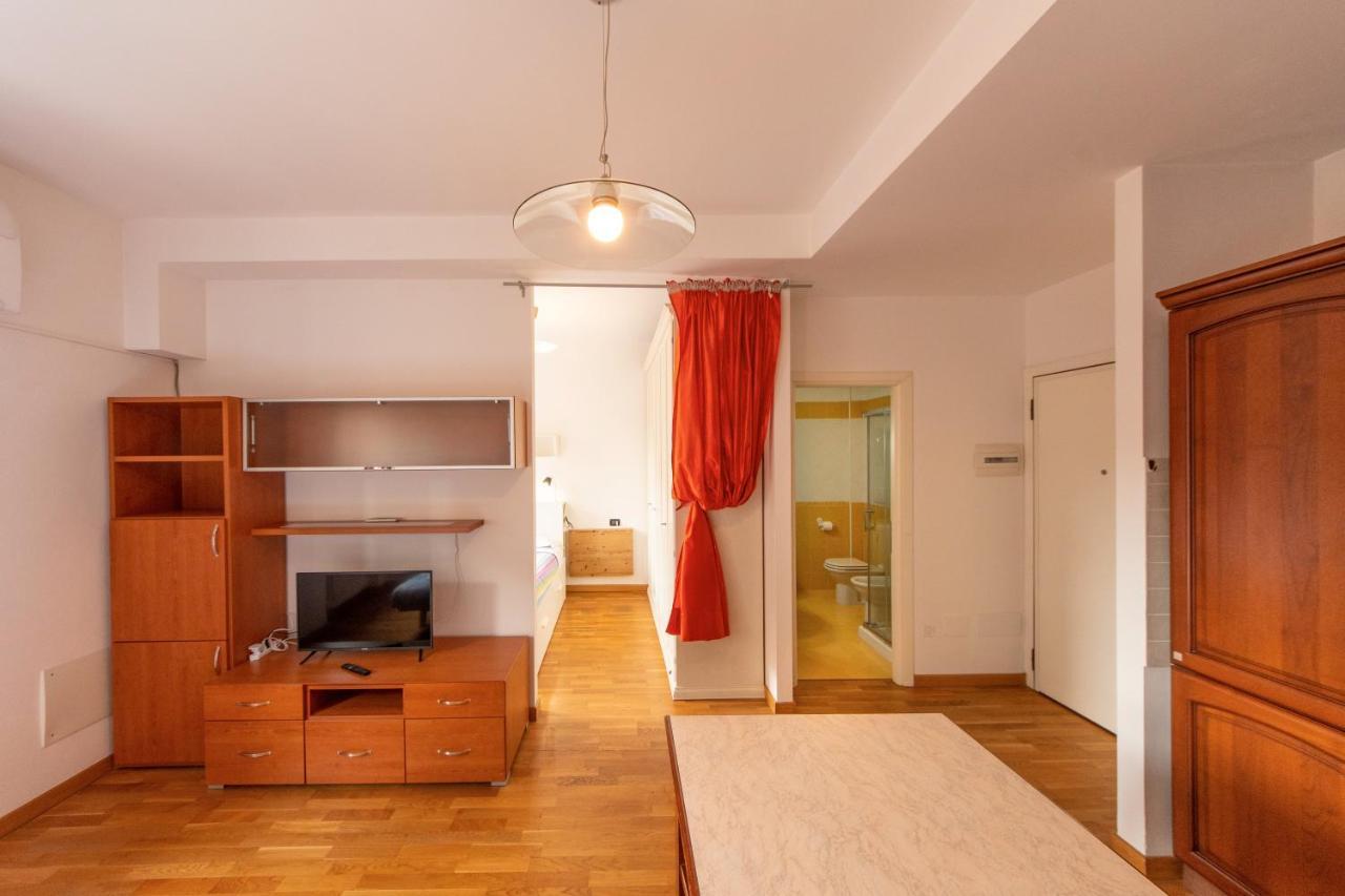 Housmart Milazzo 5 Apartment Bologna Exterior photo